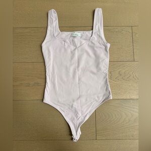 ARITZEA Babaton Contour Pastel Pink Scoop Neck Bodysuit